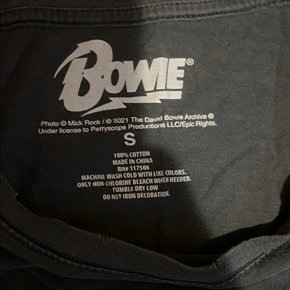 David Bowie Graphic Tee - Black - Picture 2 of 2